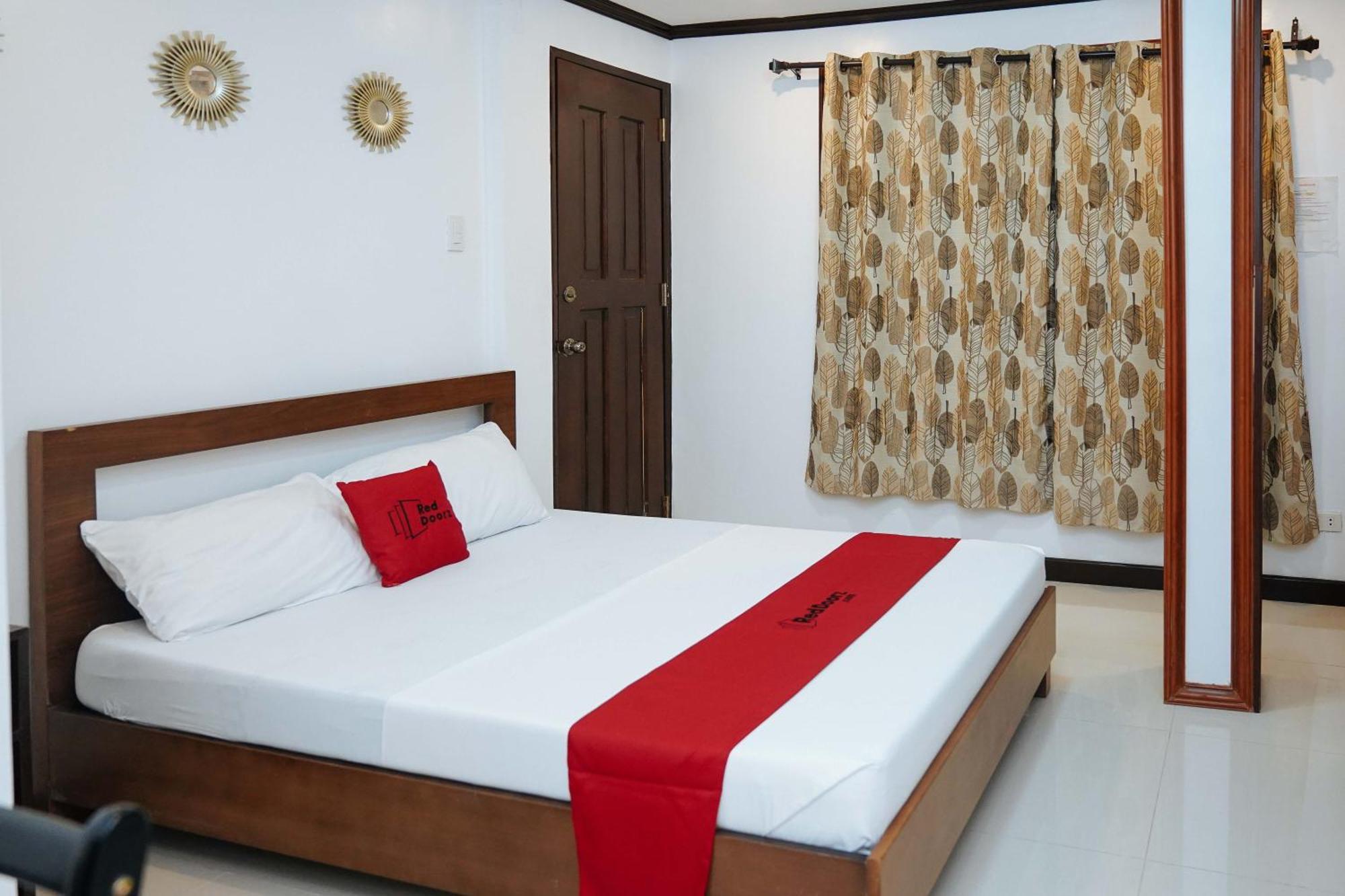 Reddoorz Plus At Billy'S Resort Oslob Extérieur photo