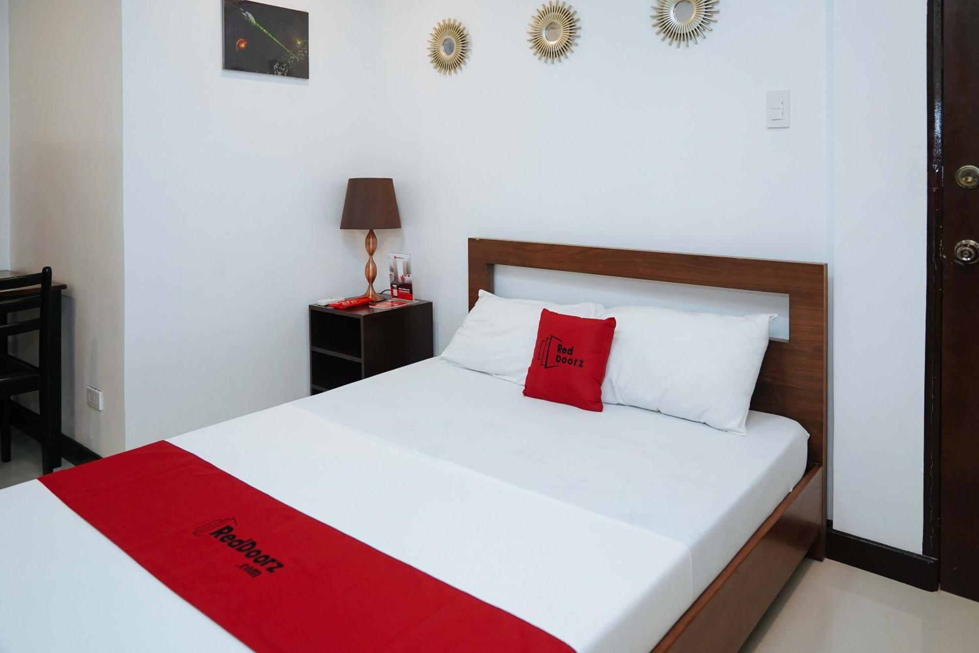 Reddoorz Plus At Billy'S Resort Oslob Extérieur photo