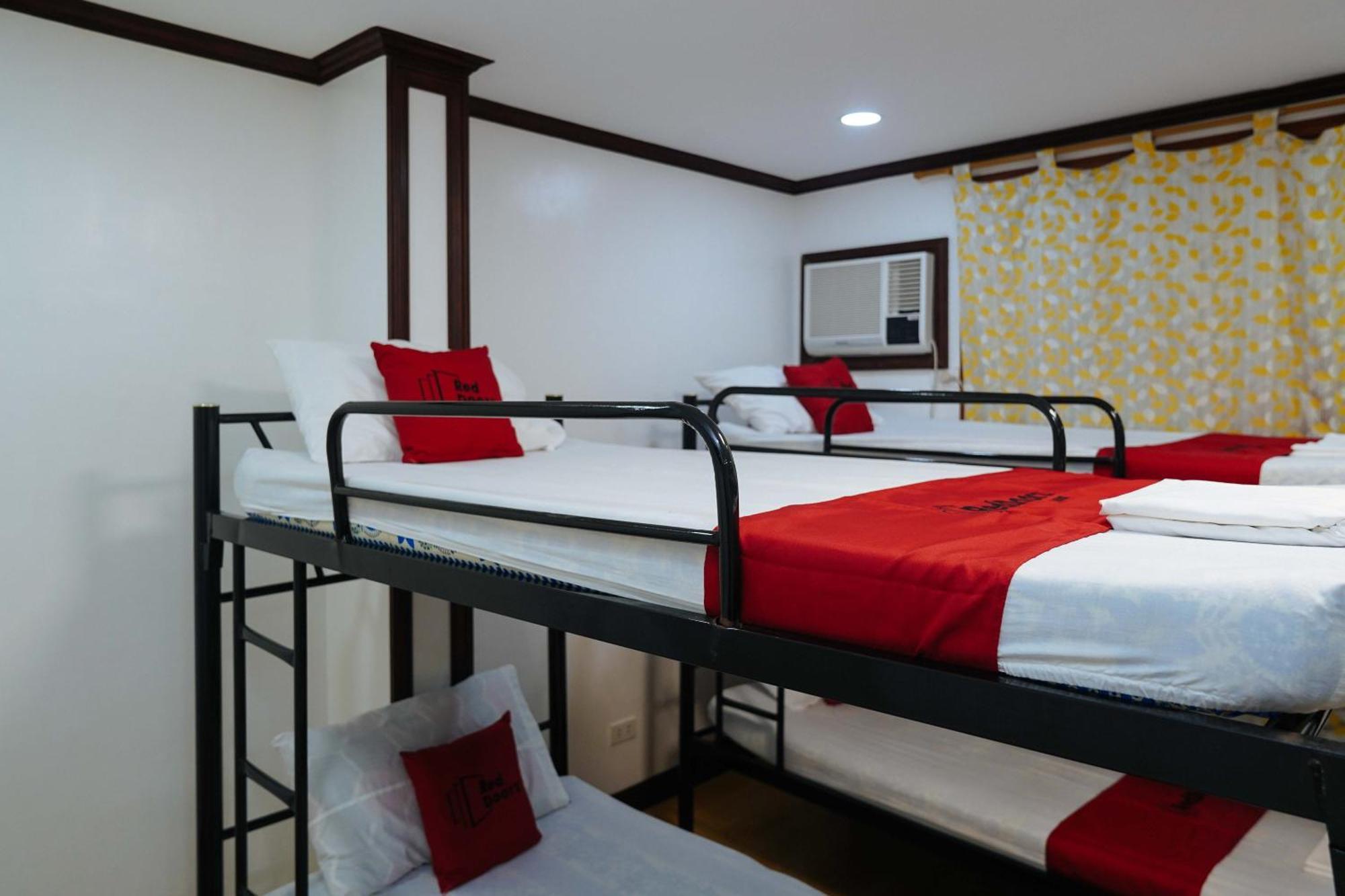 Reddoorz Plus At Billy'S Resort Oslob Extérieur photo