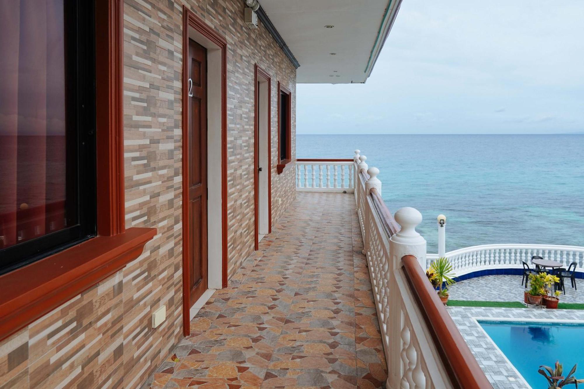 Reddoorz Plus At Billy'S Resort Oslob Extérieur photo